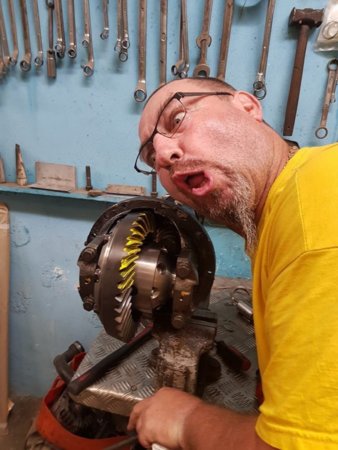 21765329_1545532882172737_4868131697810086490_n.jpg