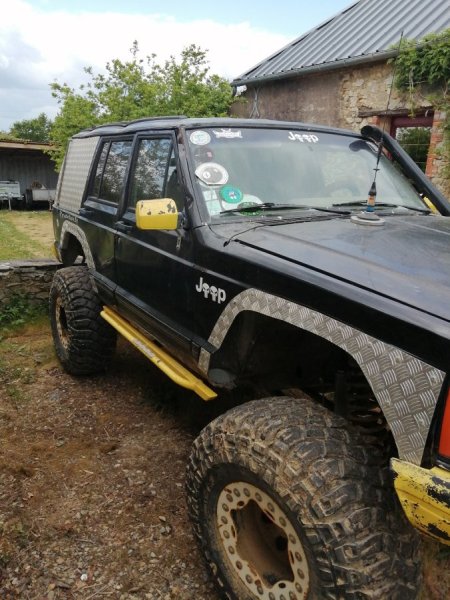 XJ 3b.jpg