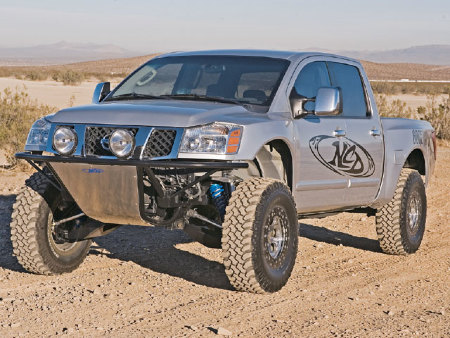 0704or_14_z+2004_nissan_titan_prerunner+front_angle.jpg 0704or_14_z+2004_nissan_titan_prerunner+front_angle.jpg