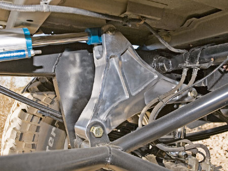 0704or_08_z+2004_nissan_titan_prerunner+pivot_boxes.jpg 0704or_08_z+2004_nissan_titan_prerunner+pivot_boxes.jpg