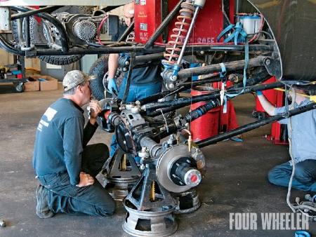 129_0812_17_z2004_nissan_titanmount.jpg 129_0812_17_z2004_nissan_titanmount.jpg