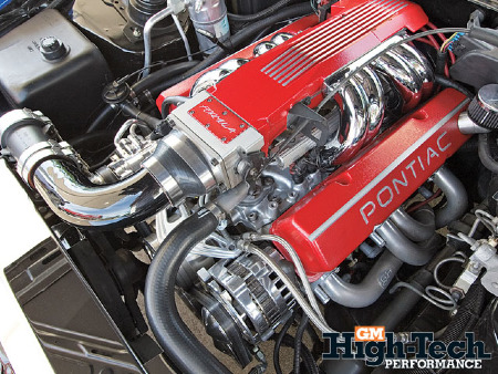 0907gmhtp_02_z+1988_pontiac_firebird_formula_350+tpi_l98_engine.jpg