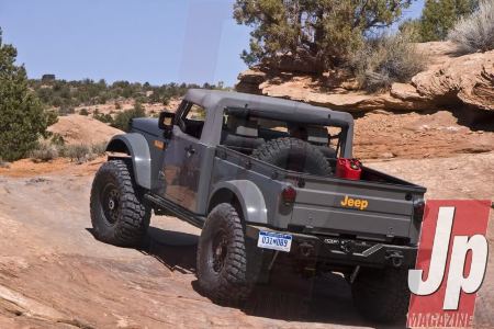 154_1003_042010_moab_easter_jeep_safarimopar_underground_jeep_nukizer_m715.jpg 154_1003_042010_moab_easter_jeep_safarimopar_underground_jeep_nukizer_m715.jpg