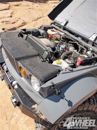131_1008_11mopar_immortal_jeep_wrangler_jk_mopar_jeep_nukizer_715nukizer_turbodiesel_engine.jpg 131_1008_11mopar_immortal_jeep_wrangler_jk_mopar_jeep_nukizer_715nukizer_turbodiesel_engine.jpg